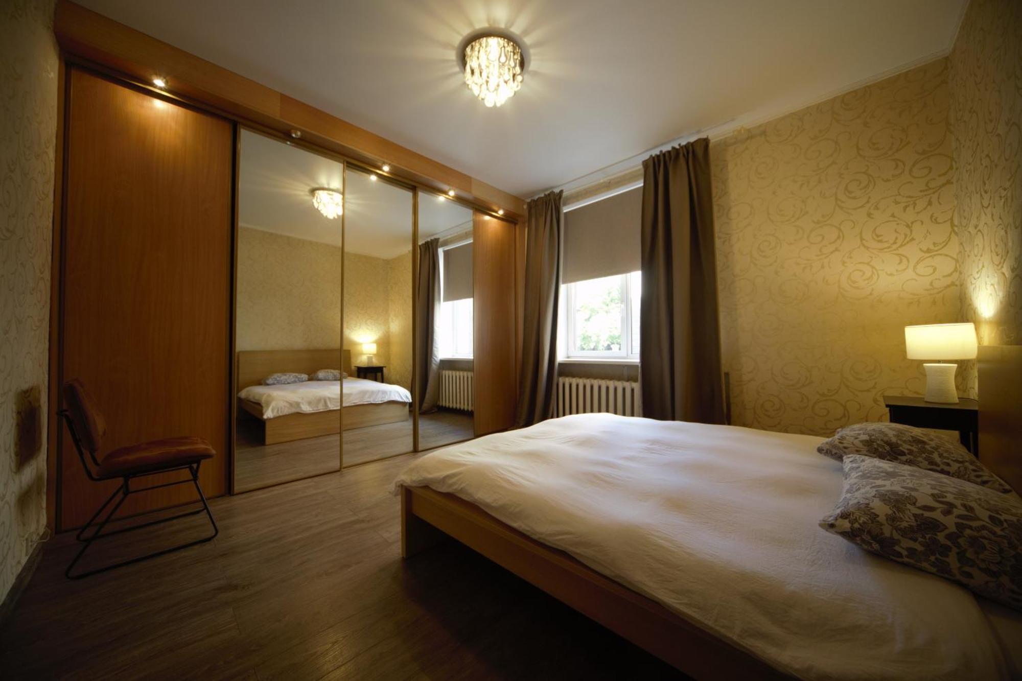 ריגה Three Bedroom Apartment Old Town מראה חיצוני תמונה